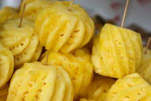 Можно ли есть ананасы при сахарном диабете и есть ли от него вред?