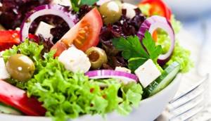 7 вкуснейших салатов на Новый Год при панкреатите