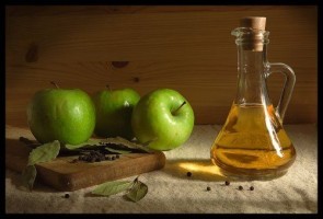 Можно ли употреблять яблочный уксус диабетикам и какая от него польза?