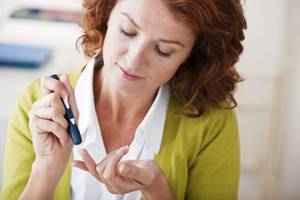 Признаки сахарного диабета у женщин, первые симптомы и какими средствами лечить болезнь